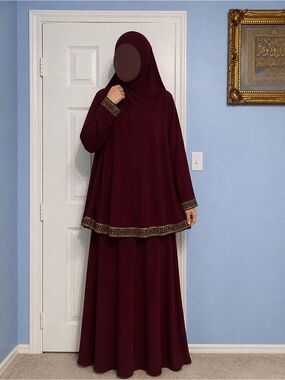 Modest Women's prayer garment Set in Deep Wine